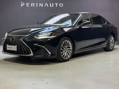 Usata Lexus ES300 Luxury Line 178 CV (130 kW) 2023 Nero Berlina