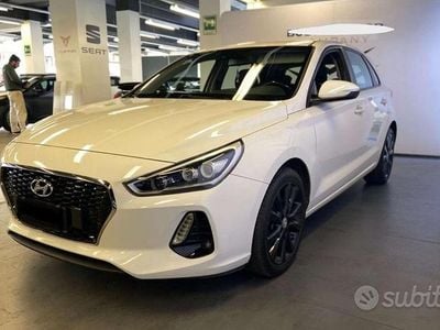 Usata Hyundai i30 110 CV (80 kW) 2017 Bianco Berlina