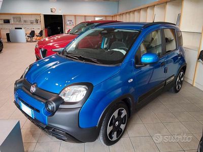 Begagnad Fiat Panda Cross Cross 69 HK (50 kW) 2025 Blå Halvkombi