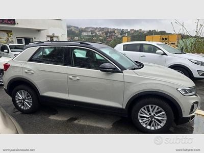 Usata VW T-Roc Life 2024 SUV