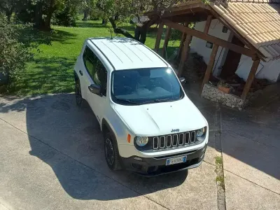 Usata Jeep Renegade 120 CV (88 kW) 2016 Bianco SUV