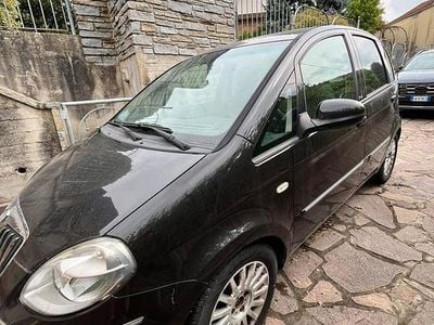 Gebraucht Lancia Musa 120 PS (88 kW) 2011 Braun Van / Kleinbus