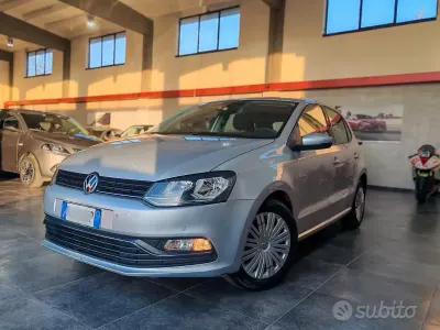 Usata VW Polo Business 75 CV (55 kW) 2017 Grigio Berlina