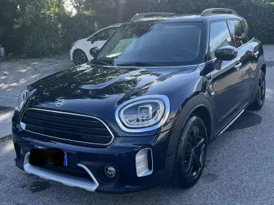 Usata Mini One D Countryman 116 CV (85 kW) 2021 Blu/azzurro SUV