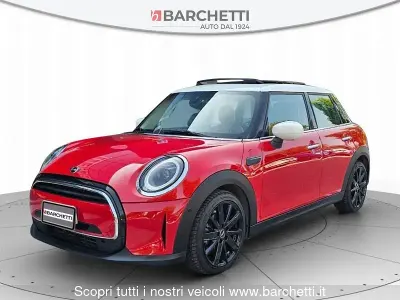 Usata Mini Cooper Classic 136 CV (100 kW) 2022 Rosso Utilitaria