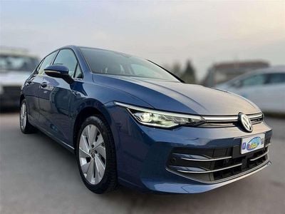 Usata VW Golf VIII Edition 150 CV (110 kW) 2025 Blu/azzurro Berlina
