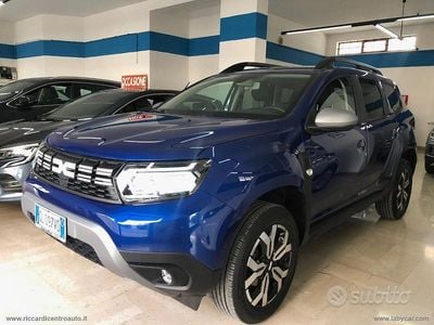 Usata Dacia Duster Journey 101 CV (74 kW) 2022 Blu SUV