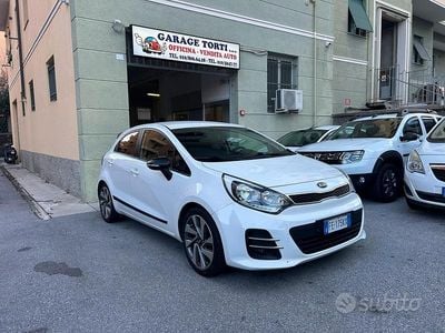 Usata Kia Rio 82 CV (60 kW) 2016 Bianco Utilitaria