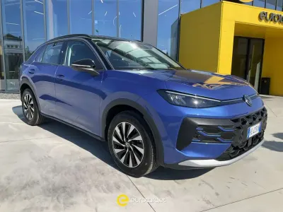 Nuova VW T-Roc Life 116 CV (85 kW) 2026 Blu/azzurro SUV