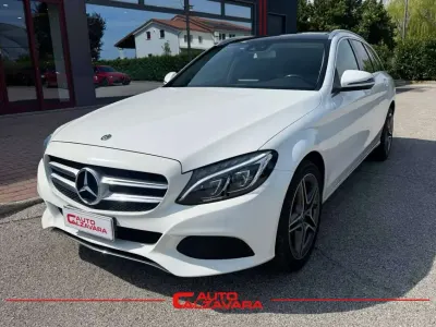 Usata Mercedes C220 Executive 170 CV (125 kW) 2017 Bianco Station wagon