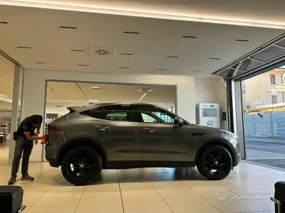 Usata Jaguar E-Pace 200 CV (147 kW) 2019 Grigio SUV