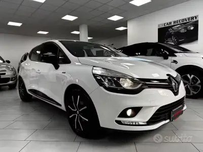 Second-hand Renault Clio IV Life 75 CP (55 kW) 2019 Alb Berlinǎ