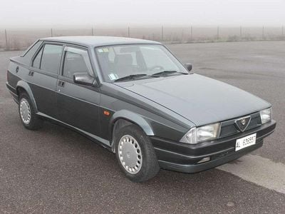 Käytetty Alfa Romeo 75 148 HP (108 kW) 1989 Vihreä Sedan