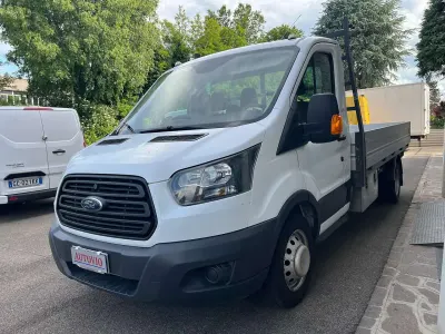 Usado Ford Transit 131 CV (96 kW) 2017 Blanco Van
