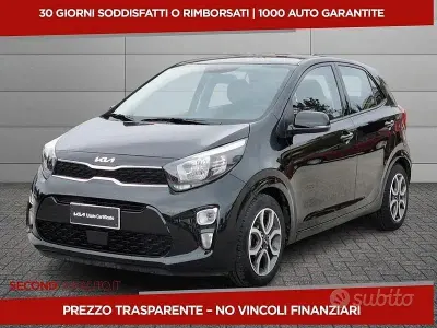Begagnad Kia Picanto Style 2023 Svart Halvkombi