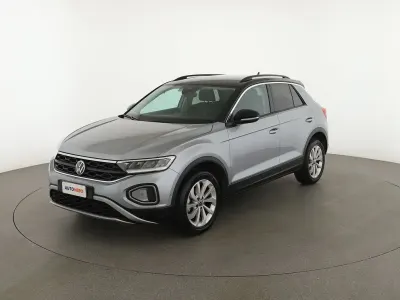 Usata VW T-Roc Edition 116 CV (85 kW) 2024 Argento SUV