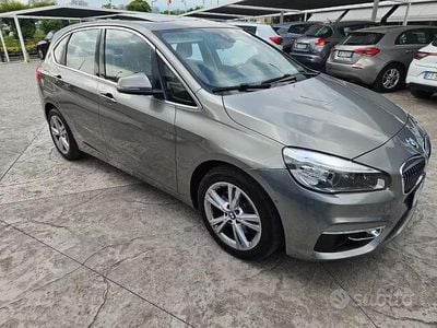 Usata BMW 220 Active Tourer Luxury Line 190 CV (139 kW) 2015 Grigio Monovolume