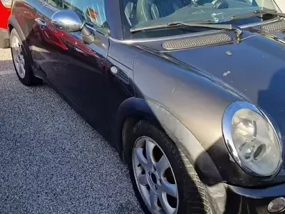 Usata Mini Cooper 116 CV (85 kW) 2006 Grigio Utilitaria