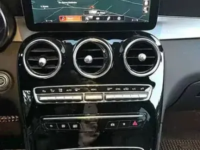 Usata Mercedes GLC300 245 CV (180 kW) 2021 Nero SUV