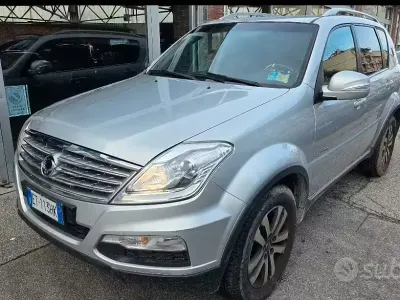 Usata SsangYong Rexton 155 CV (114 kW) 2013 Grigio SUV