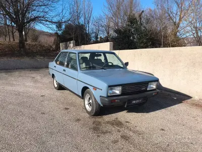 Usata Fiat 131 1970 Blu Berlina