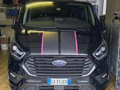 Usata Ford Tourneo Custom Sport 185 CV (136 kW) 2020 Nero Furgone