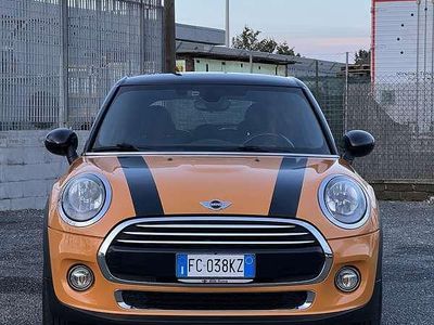 Usata Mini Cooper D Business 116 CV (85 kW) 2016 Arancione Utilitaria