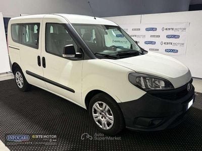 Usata Fiat Doblò 95 CV (69 kW) 2018 Bianco pastello Monovolume