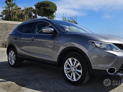 Usata Nissan Qashqai 115 CV (84 kW) 2014 Grigio SUV