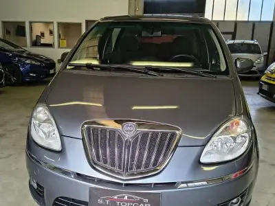 Usata Lancia Musa S 95 CV (69 kW) 2011 Monovolume