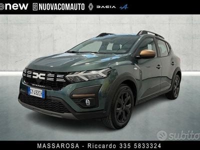 Usata Dacia Sandero Extreme 101 CV (74 kW) 2025 Verde Berlina
