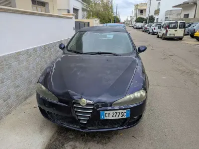 Usata Alfa Romeo 147 Distinctive 120 CV (88 kW) 2005 Utilitaria