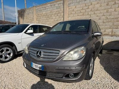 Usata Mercedes B200 Executive 140 CV (102 kW) 2005 Grigio Monovolume