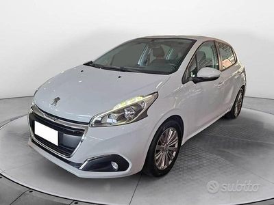 Usata Peugeot 208 Active 75 CV (55 kW) 2017 Bianca Utilitaria