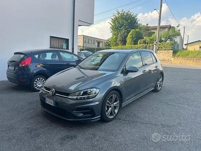 Brugt VW Golf VII R-line 125 HK (91 kW) 2018 Grå Sedan