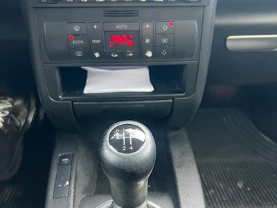 Usata Audi A2 Comfort 75 CV (55 kW) 2003 Blu Utilitaria