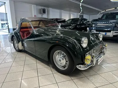 Usata Triumph 2000 99 CV (72 kW) 1960 Verde Cabrio