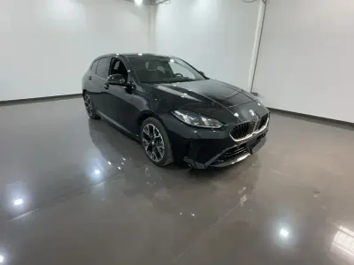 Usata BMW 118 M Sport 150 CV (110 kW) 2025 Saphire black Utilitaria