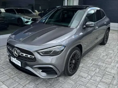 Usata Mercedes GLA200 AMG Line Premium Plus 150 CV (110 kW) 2025 Grigio SUV