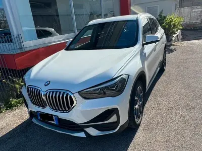 Usata BMW X1 xLine 150 CV (110 kW) 2019 Bianco SUV