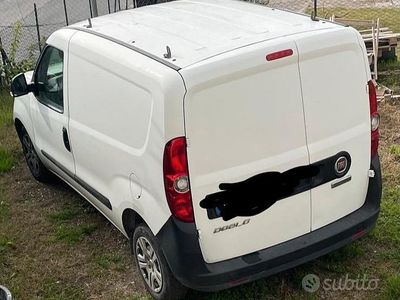 Usata Fiat Doblò 75 CV (55 kW) 2019 Bianco Monovolume