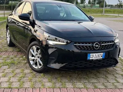 Usata Opel Corsa Elegance 75 CV (55 kW) 2021 Utilitaria