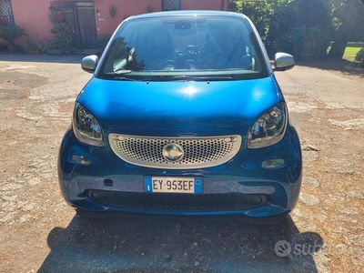 Usata 2015 Smart ForTwo Coupé Utilitaria | 9300 €