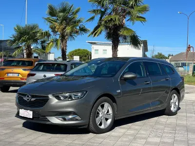 Usata Opel Insignia Innovation 136 CV (100 kW) 2019 Grigio Station wagon