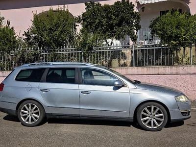 Usata VW Passat 140 CV (102 kW) 2006 Grigio Station wagon