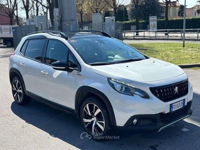 Usata Peugeot 2008 GT-line 110 CV (80 kW) 2016 Bianco SUV