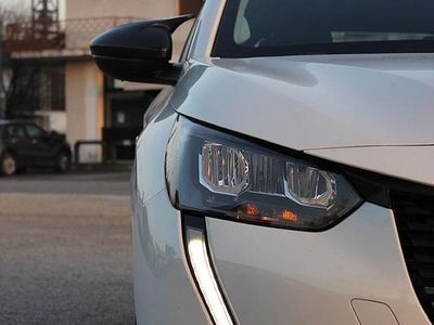 Usata Peugeot 208 Active 75 CV (55 kW) 2020 Bianco Utilitaria
