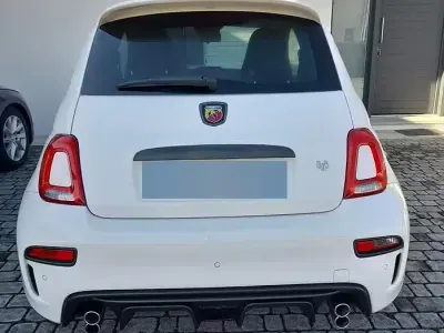 Usata Abarth 500e 132 kW (180 CV) 2023 Bianco Utilitaria