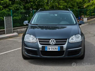 Gebraucht VW Golf VI Comfortline 105 PS (77 kW) 2009 Blau Kleinwagen