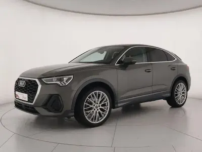 Usata Audi Q3 Sportback Business Plus 150 CV (110 kW) 2022 Grigio chronos metallizzato SUV